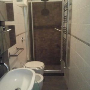 Camera grande con letto king size